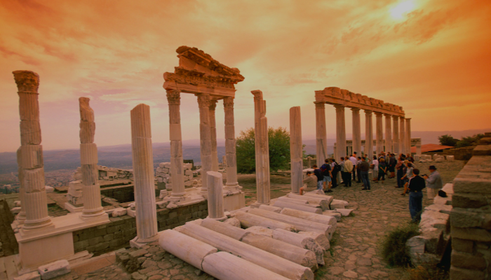 Pergamon: The Kingdom in the Clouds